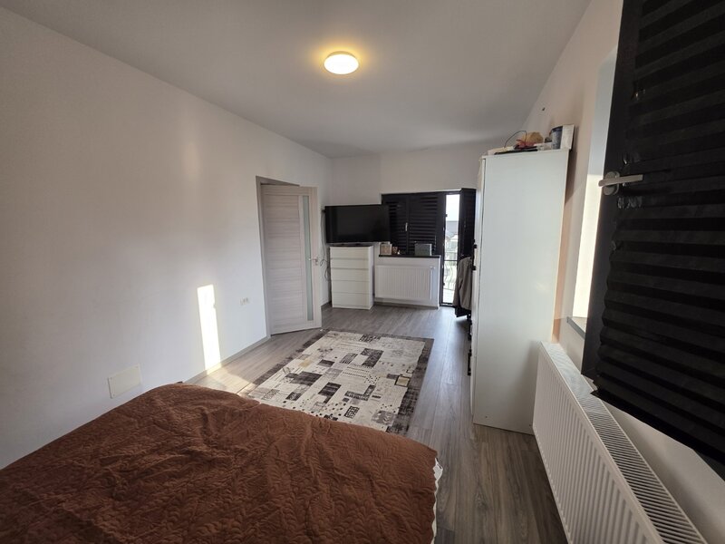 Pantelimon, str. Hotarului, vila P+E+M, constructie 2022, centrala,