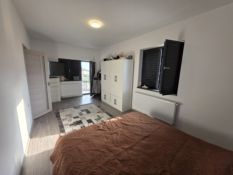 Pantelimon, str. Hotarului, vila P+E+M, constructie 2022, centrala,