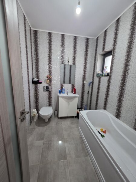 Pantelimon, str. Hotarului, vila P+E+M, constructie 2022, centrala,
